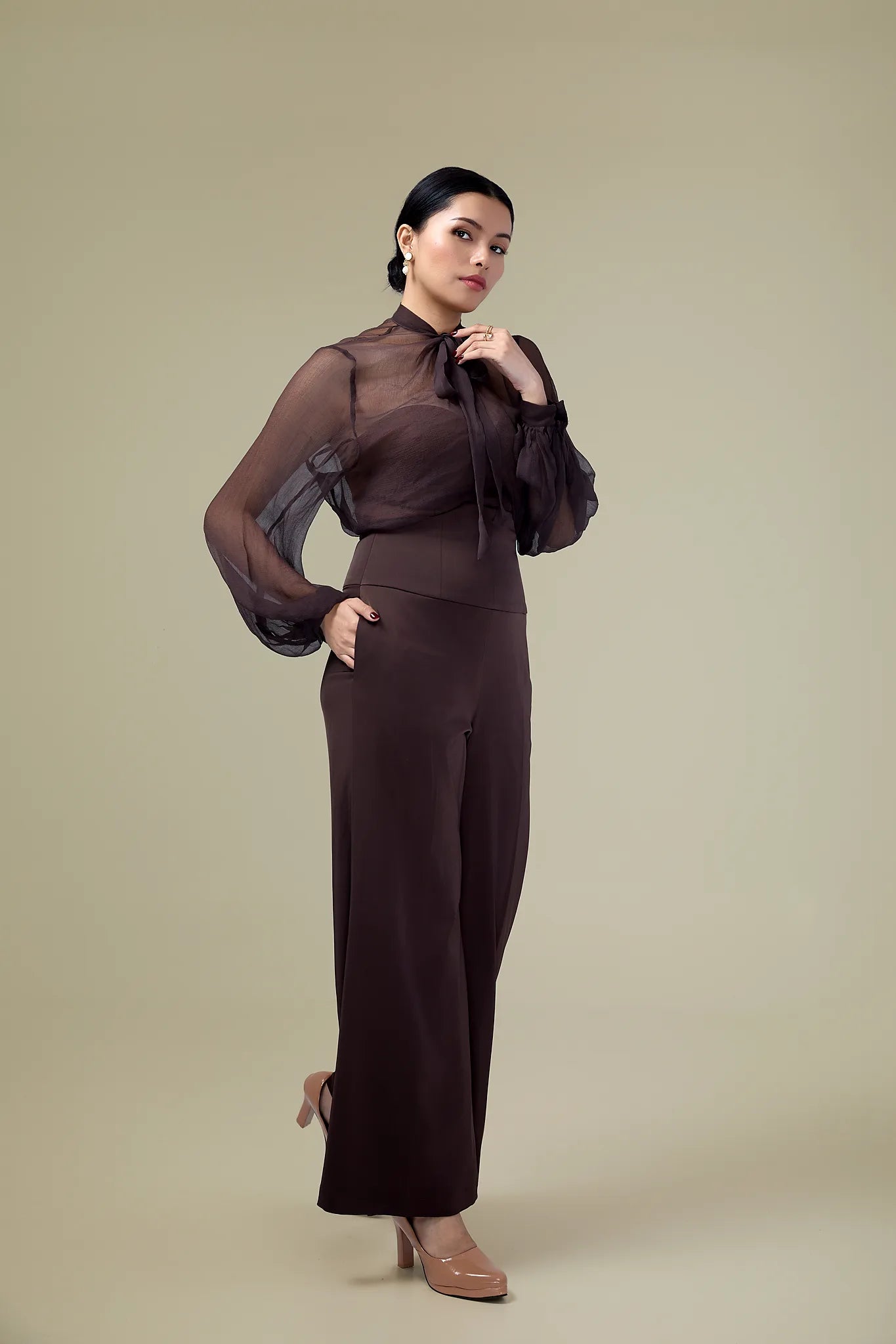 Éliston- sheer blouse