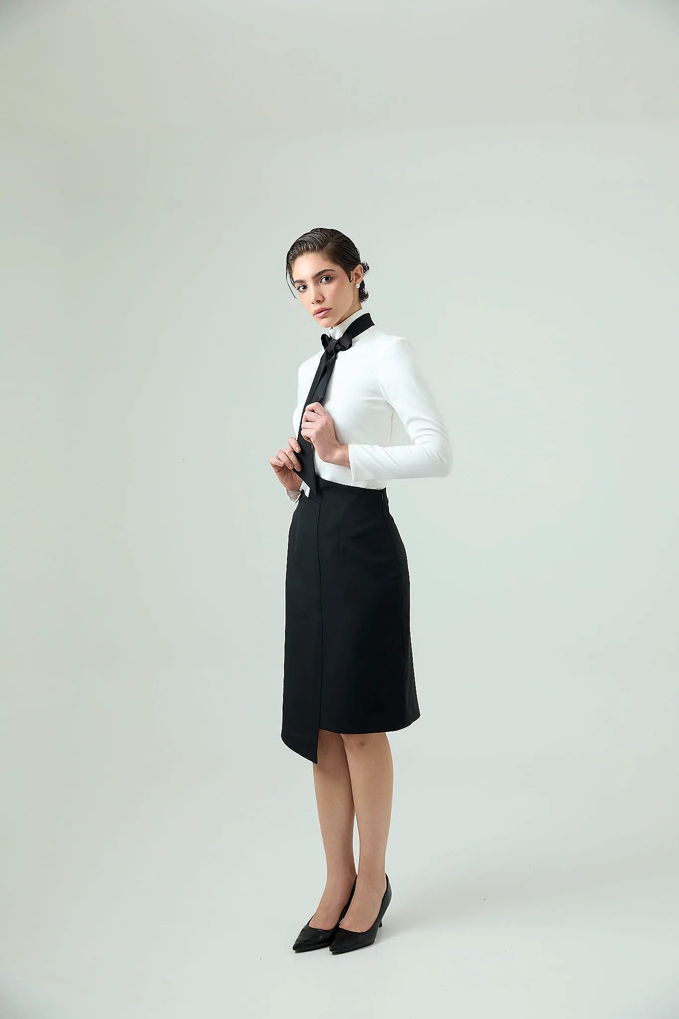 Noirvellé-asymmetric pencil skirt