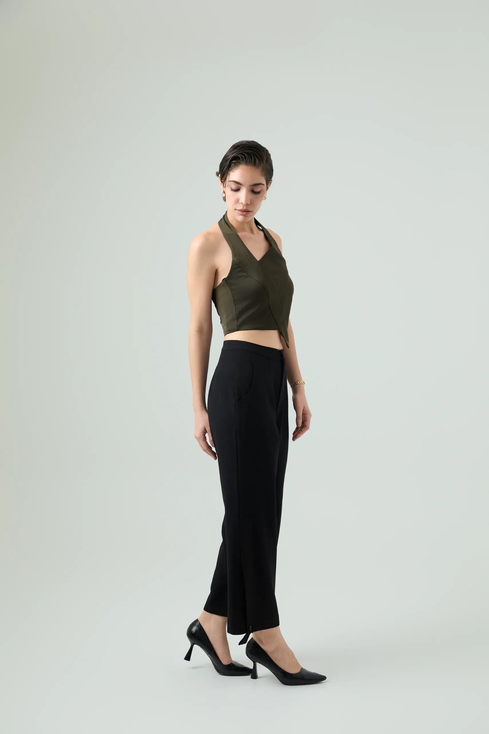 Casvéra-Asymmetrical halter top
