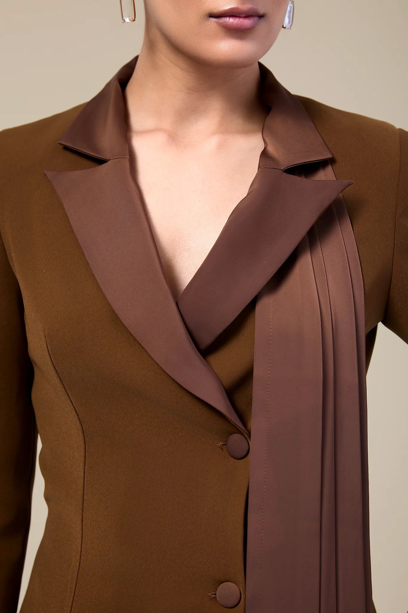 Échelon-blazer with Drape