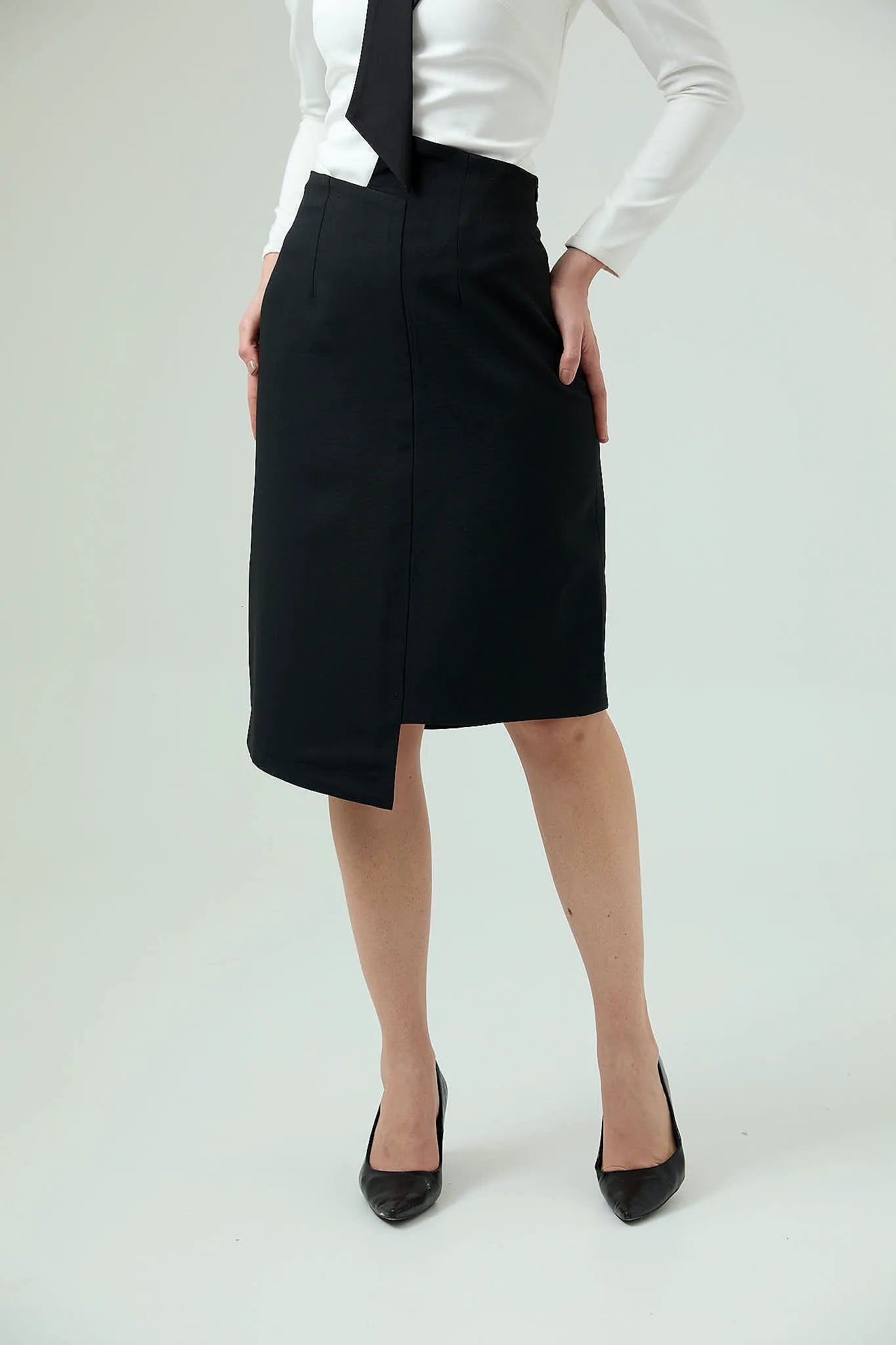 Noirvellé-asymmetric pencil skirt