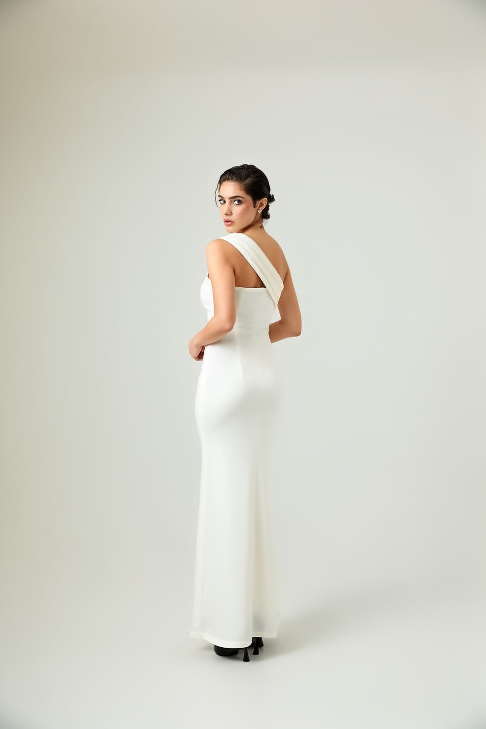 Idéale- Asymmetrical Draped One-Shoulder Gown