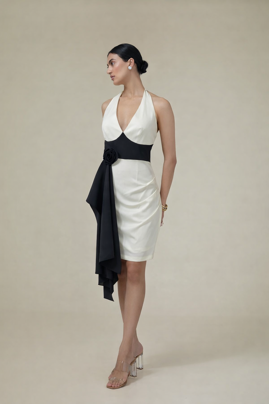 Désir-Contrast Halter Mini Dress