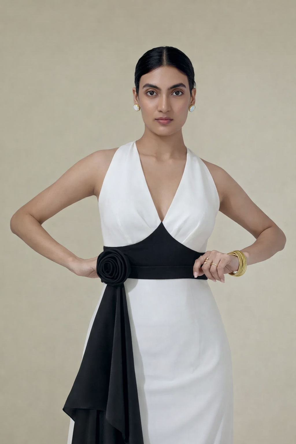 Désir-Contrast Halter Mini Dress