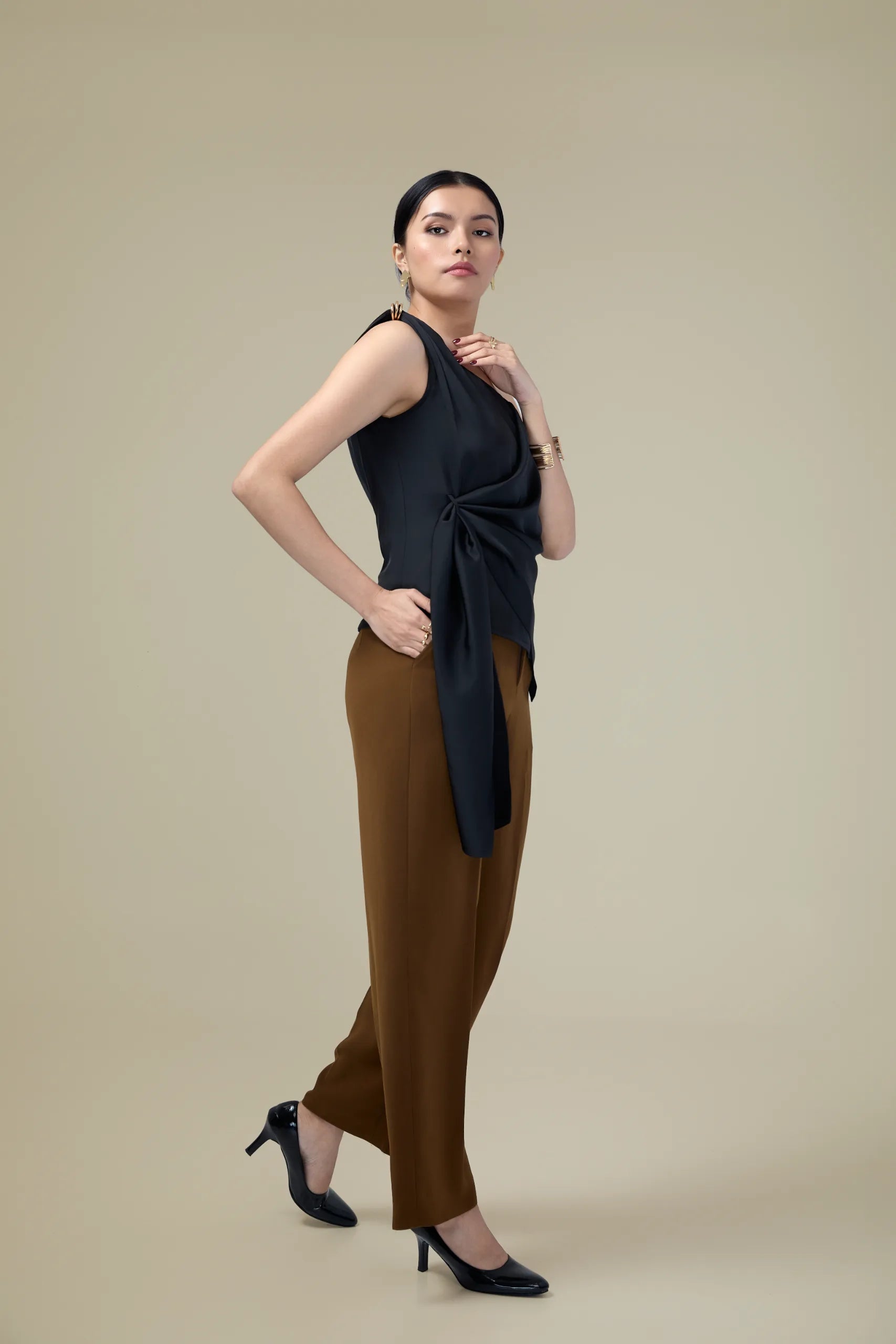 Tempesté- asymmetric one-shoulder top