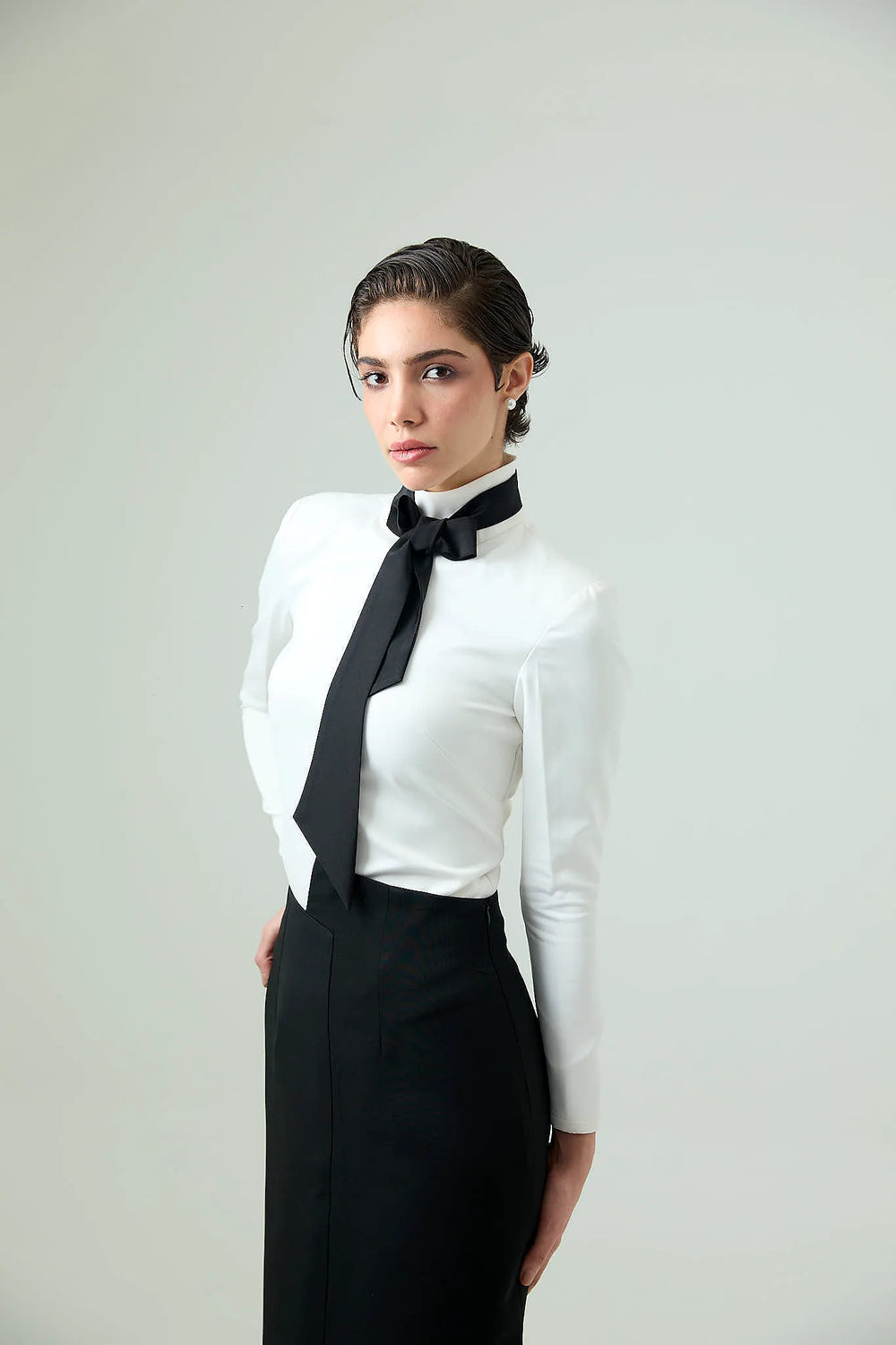 Noirvellé-high neck top