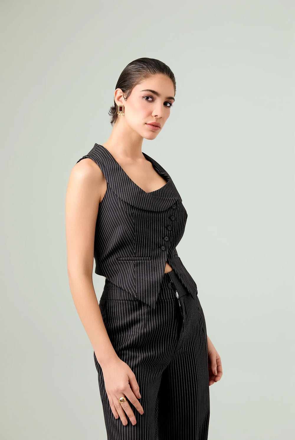 Serone-scoop neck asymmetric waist-coat